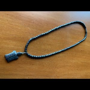 Polished stone turtle unisex necklace